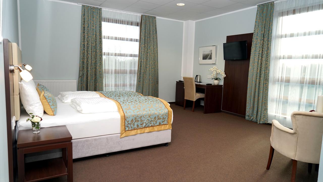 Hotel Class Hamburg-Harburg Exteriör bild